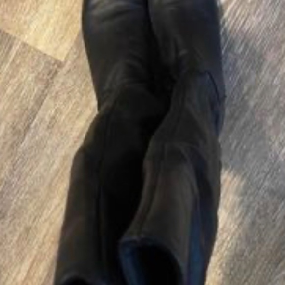 Knee high leather boots - Picture 3 of 3